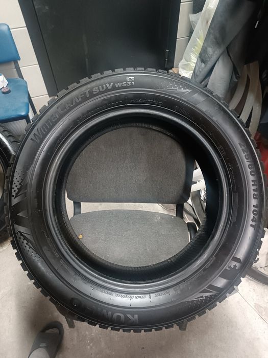 Продам зимние шины фирмы кумха 225/60/18