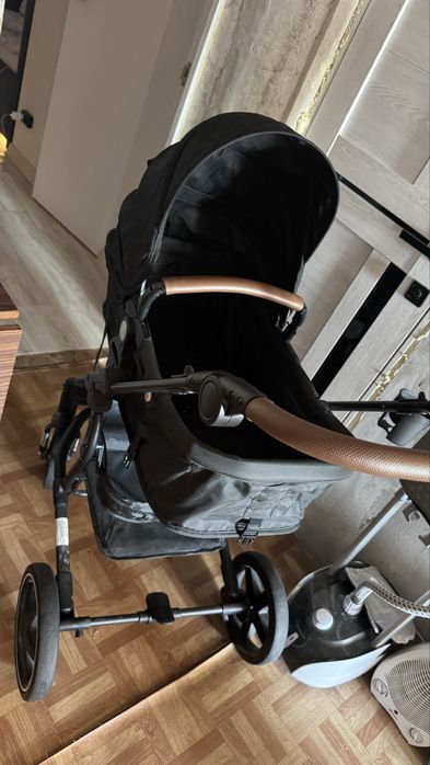 Продам коляску в отличном состоянии