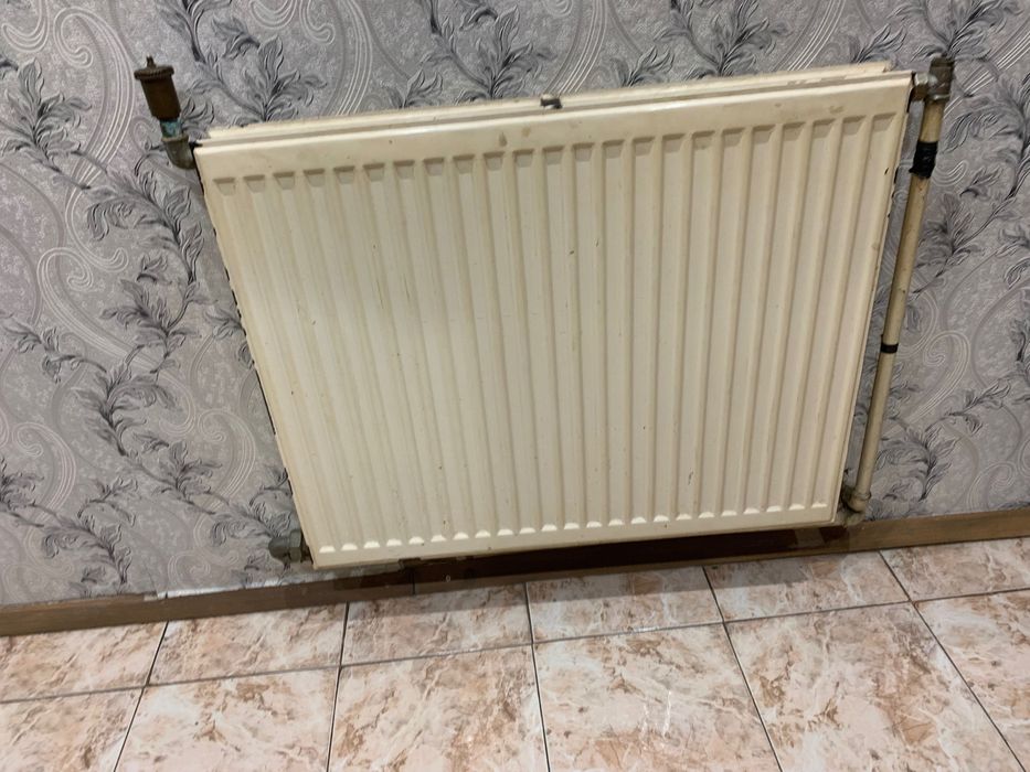 камина отоплителна с водонагревател на твърдо гориво прити C3B17