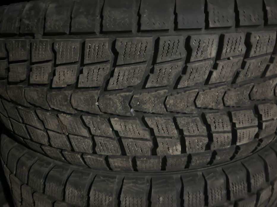 Автошины б/у от джипа