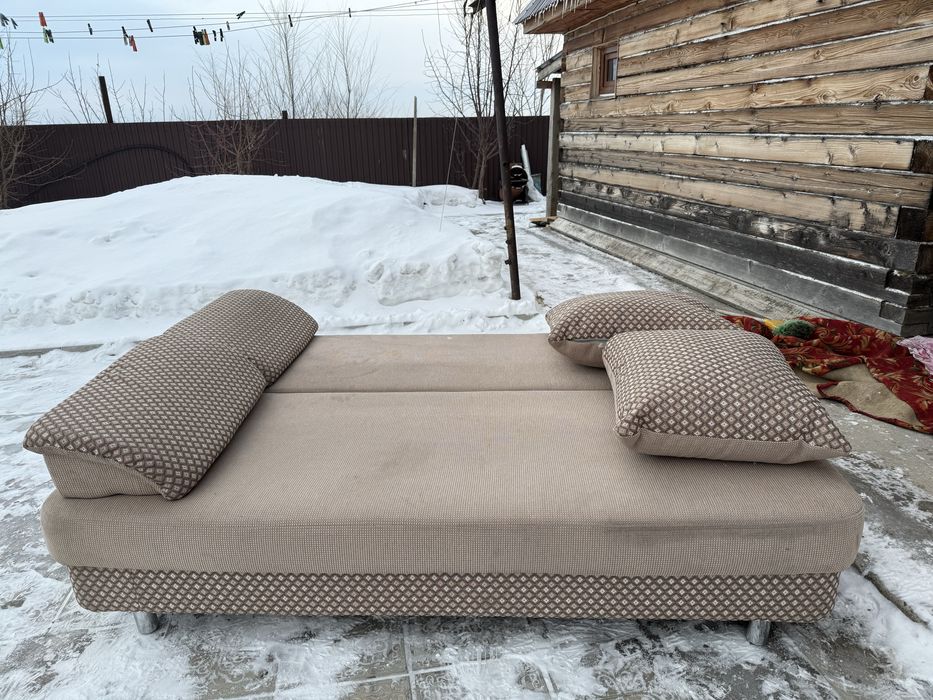 Продам диван б/у