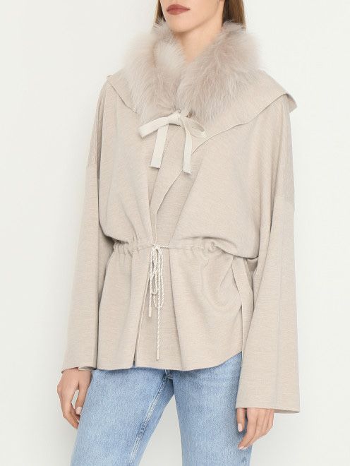 Женский воротник Max Mara. Аксессуар