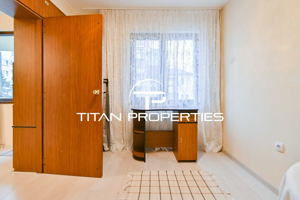 Дава се под наем Тристаен апартамент в София, Оборище - 75 кв.м за 765 € - Снимка #11