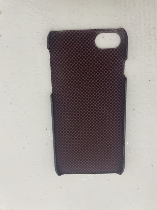 IPhone 8, 64 ГБ, цвет Gold + чехол (самавызов)