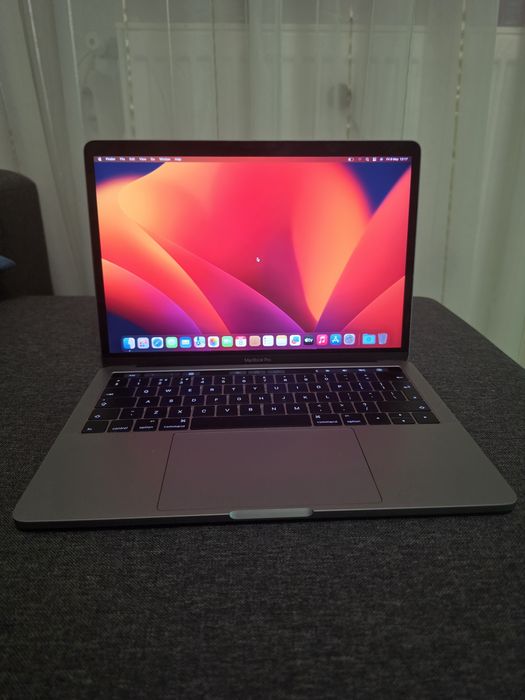 MacBook Pro 13 Touch Bar i5 8GB SSD Retina Ventura