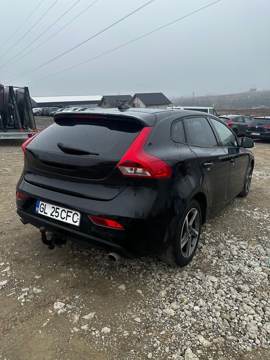 Volvo V40,D3 2.0Diesel