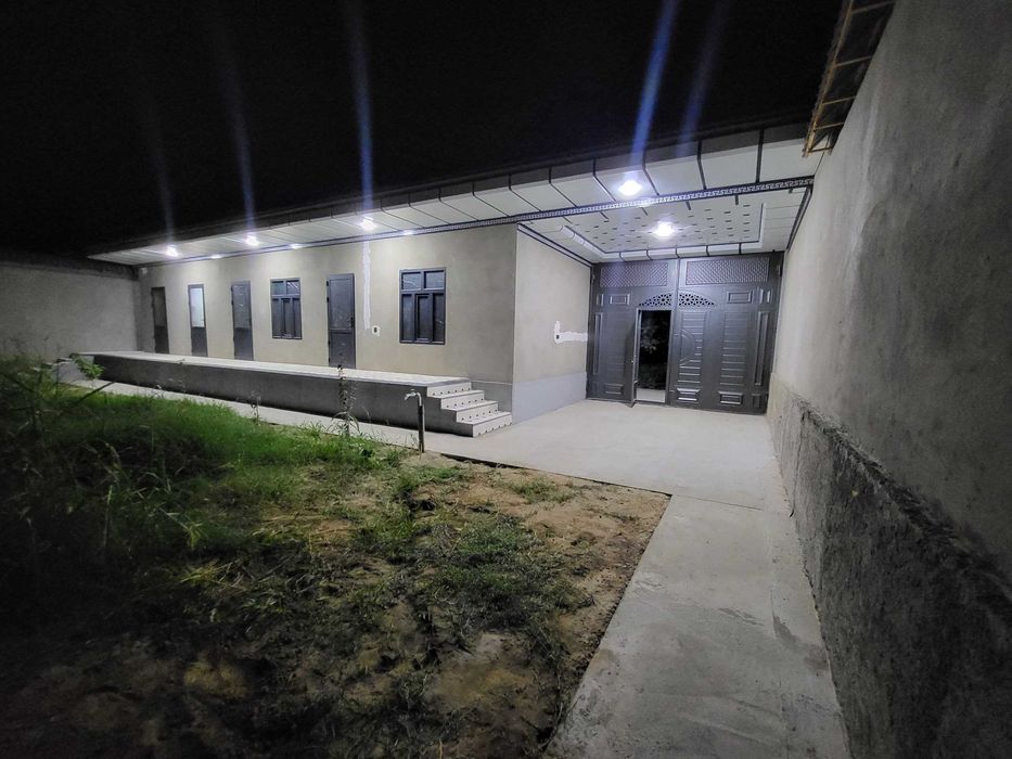 Sotiladigan Uy Shahar Atrofida