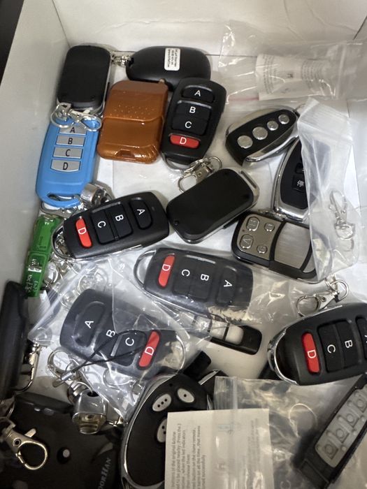 Пульт для ворот шлагбаум рол вставни