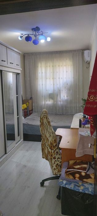 Продаётся 2 х комнатная квартира