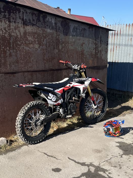 Продам эндуро 300