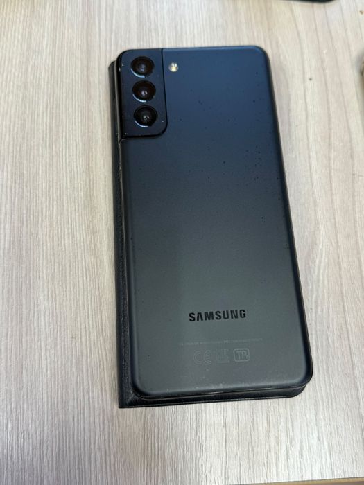 Продам самсунг S21+