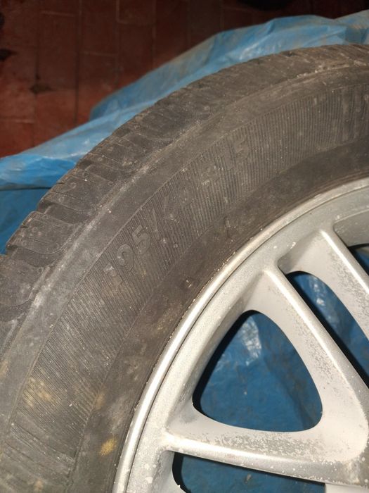 Vând set roți ford focus