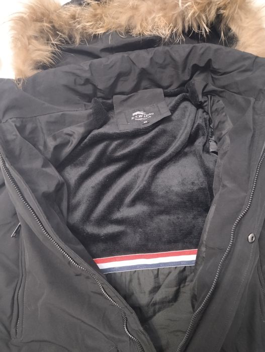 Продам зимнию куртку