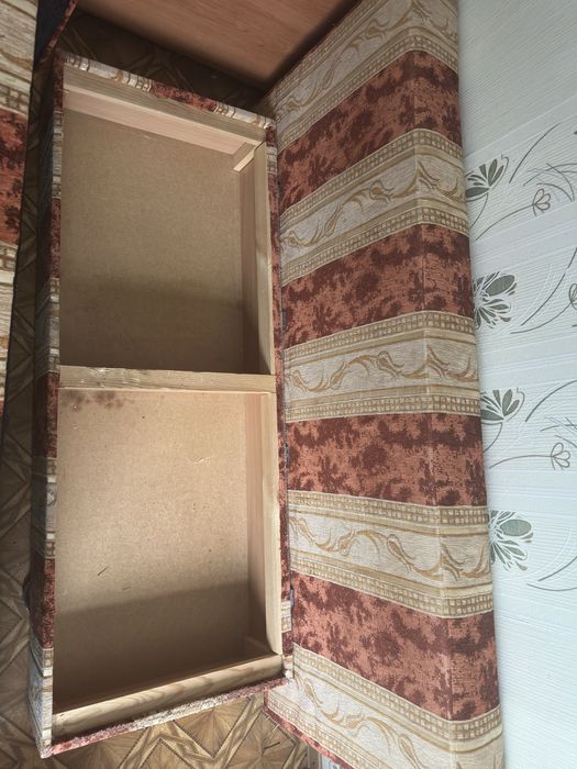 Отдам диван даром