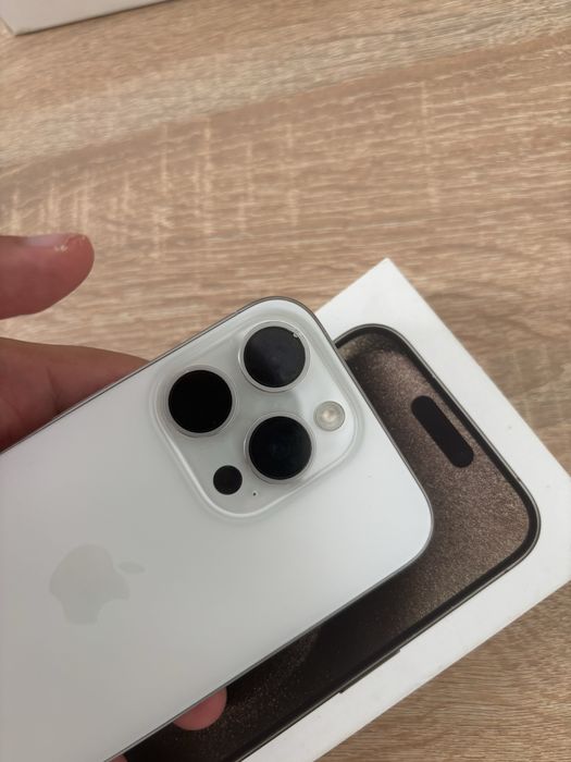 iphone 15 pro 128gbb