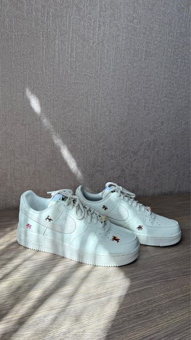 NIKE Air Force 1
