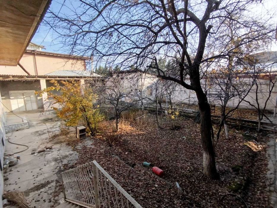 Дом 26 сотых рядом стадион Динамо