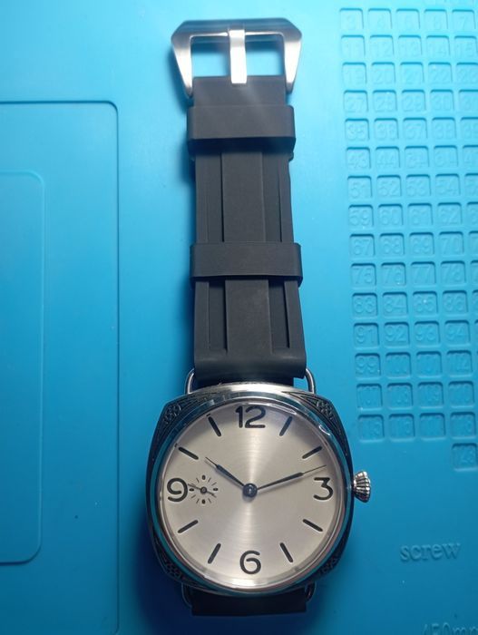 Продам часы механические СССР