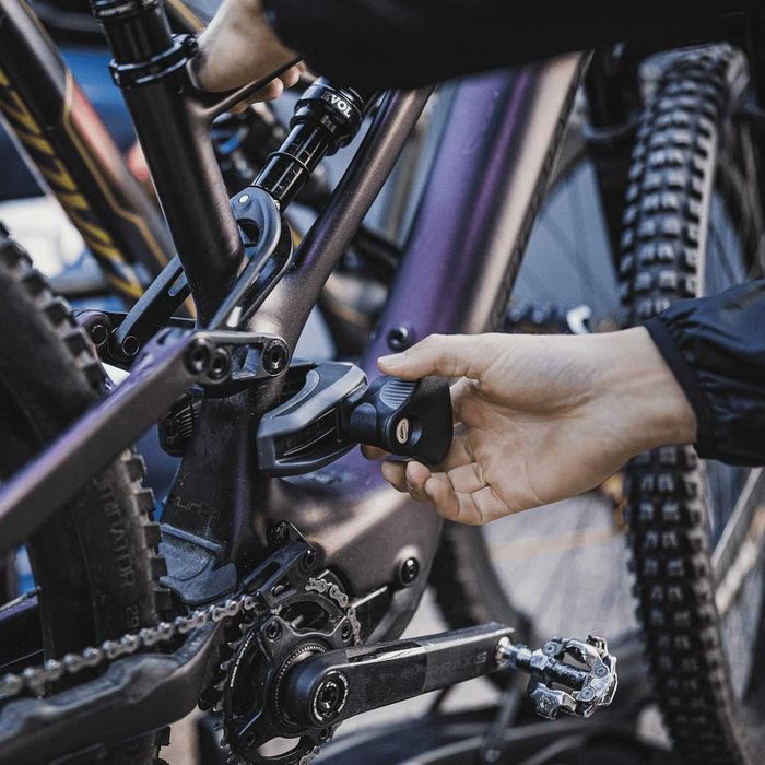 Нов Багажник за Колело за Теглич Велобагажник THULE 933 100 EasyFold XT 2, 13 Пина, 5 години Гаранция, за 2 Велосипеда