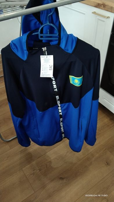 Спортивный костюм