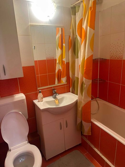 Apartament cu 2 camere de inchiriat , metrou dristor ,Vizavi de parklake