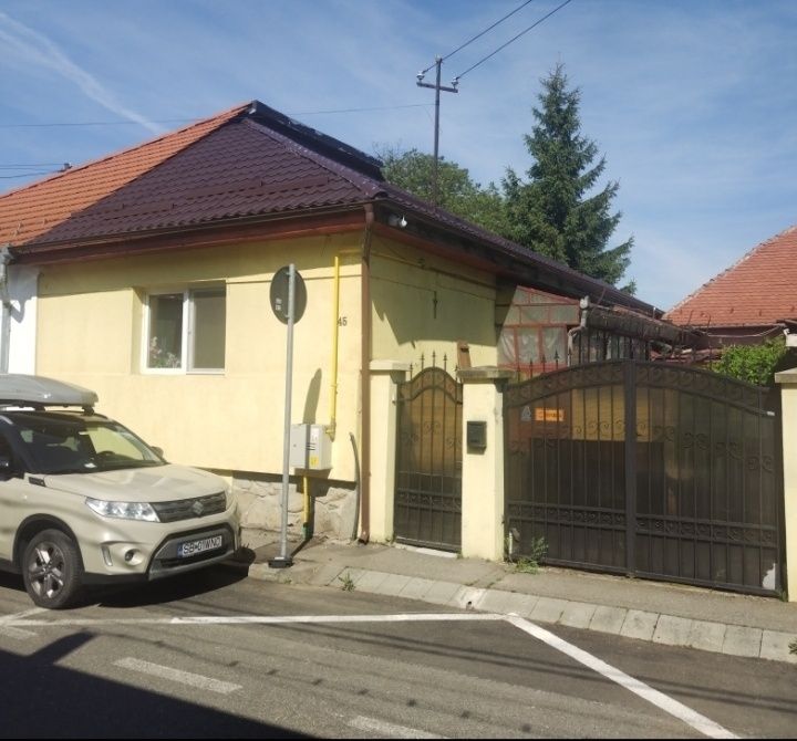 Casa singur in curte direct de la proprietar