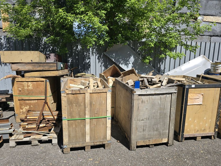 Дрова доски центр города