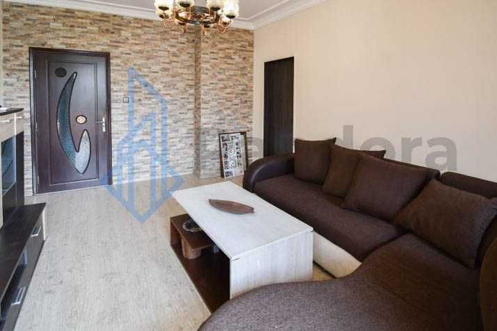 Дава се под наем Тристаен апартамент в София, Люлин 9 - 84 кв.м за 550 € - Снимка #1