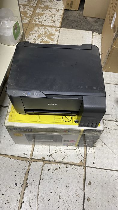 Продам срочно  принтер epson