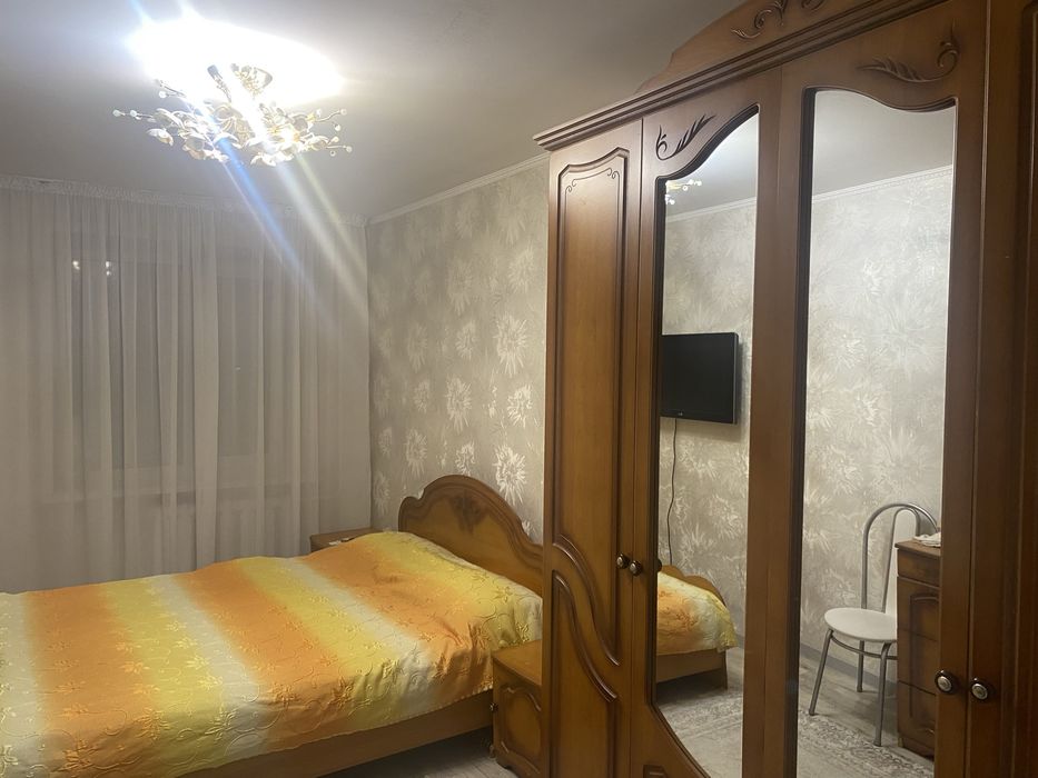 Продам спальный гарнитур в комплекте