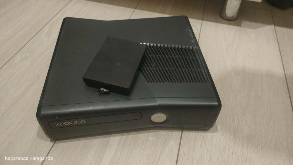 Продам ХBox 360 по запчастям