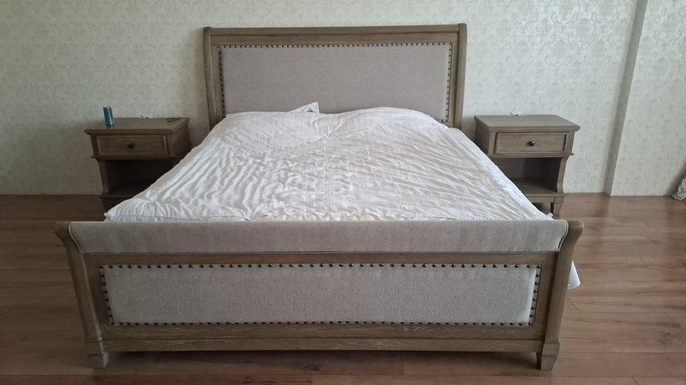 Продам спальные гарнитуры