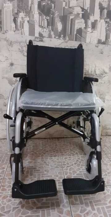 Инвалидная кресло‐коляска отличного качества и комфорта из Германии!