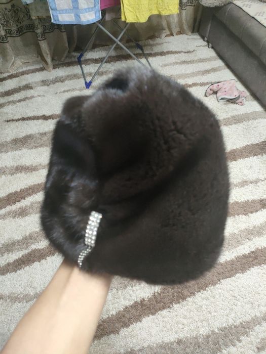 Продам норковую шапку