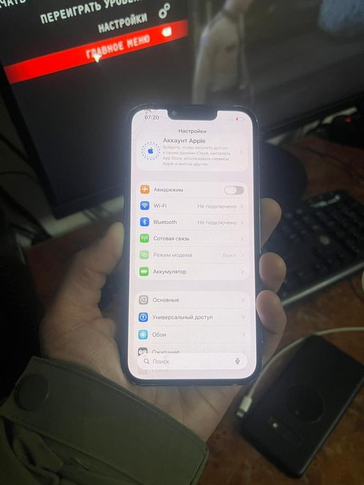 Айфон 13 продам срочно