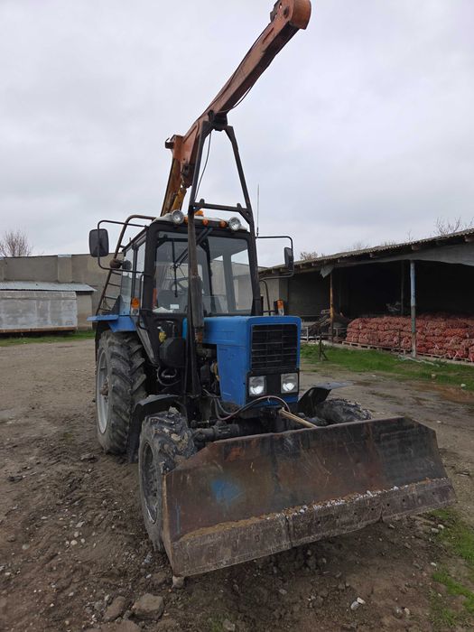 Yamabur Traktor sotiladi holati alo 2013 yil ishlab chiqarilgan