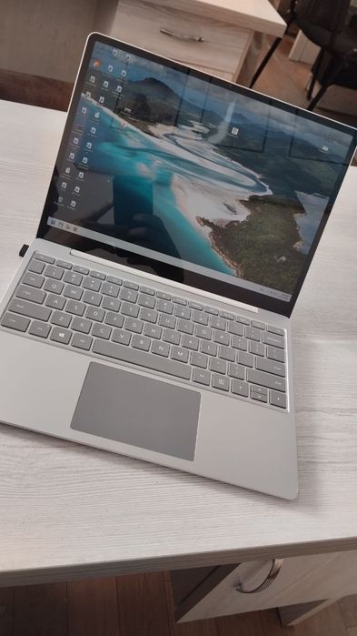 Microsoft surface noutbuk  13 dyum