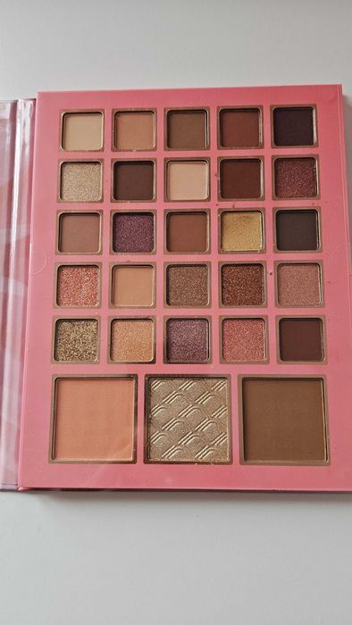 Палитра сенки Bellapierre, нова