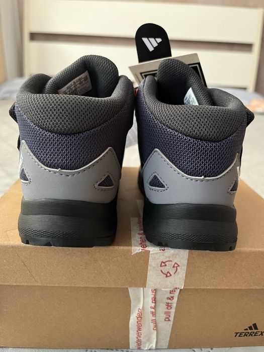 Ghete pentru băieți Adidas Terex nr 27