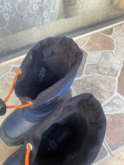 Детски апрески, само пробвани.