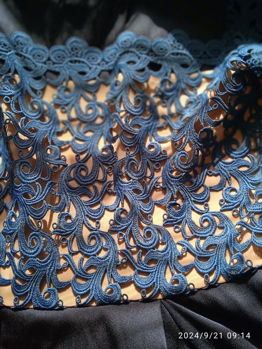 Нарядное новое платье