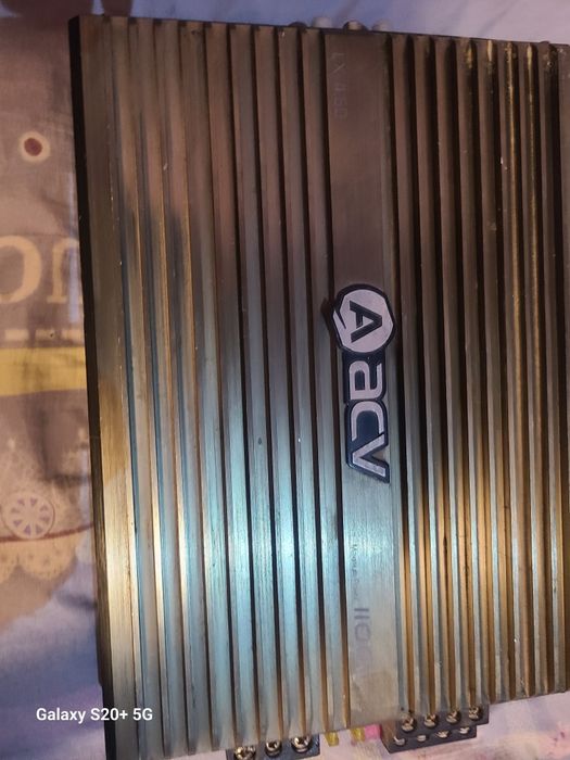 Useletr 1100 srochni sotiladi