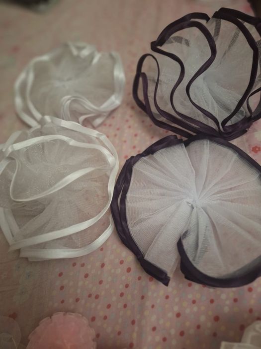Продам бантики для девочки