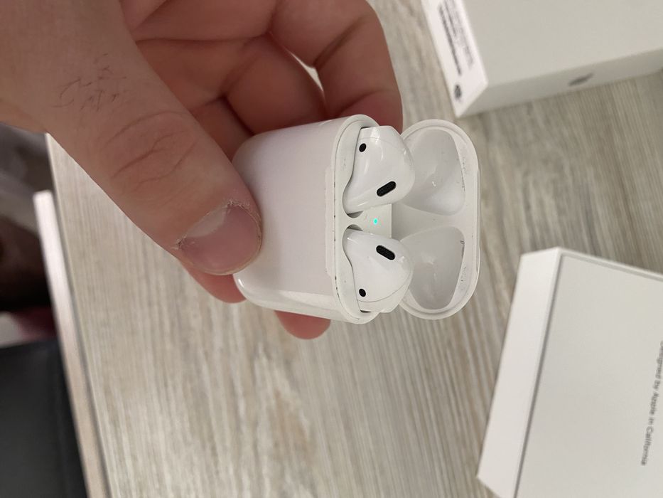 Беспроводные наушники AirPods 2.1
