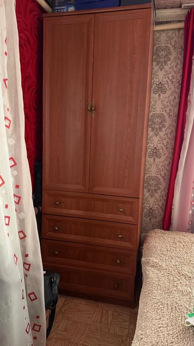 Продам шкафы б/у в хорошем качестве