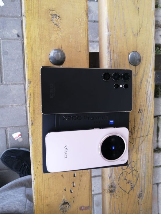 СРОЧНАЯ продажа Vivo x200 pro mini 512/12