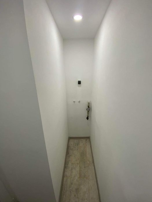 Дава се под наем Магазин в Ботевград - 17 кв.м за 199.41 € - Снимка #3