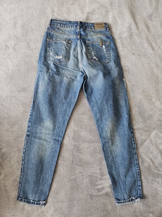 Сини дънки с висока талия