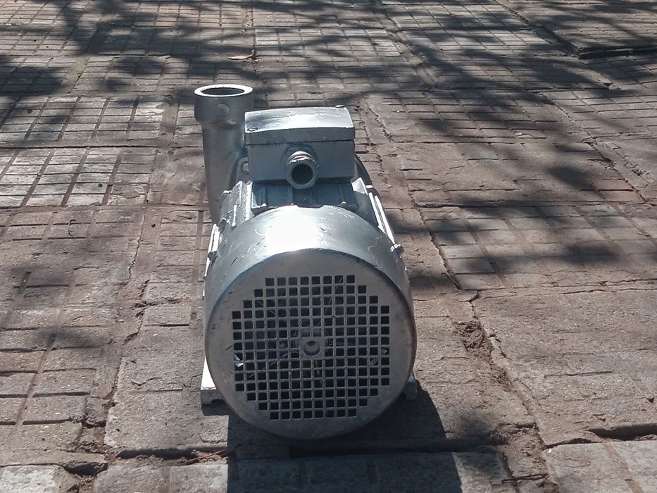 Помпа за кладенец