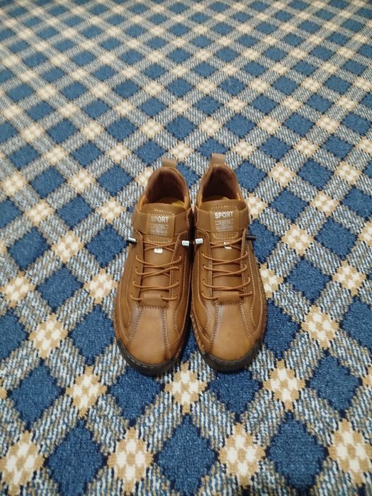 Erkaklar oyoq kiyimi